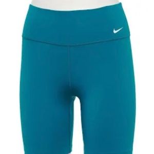 Nike women Short